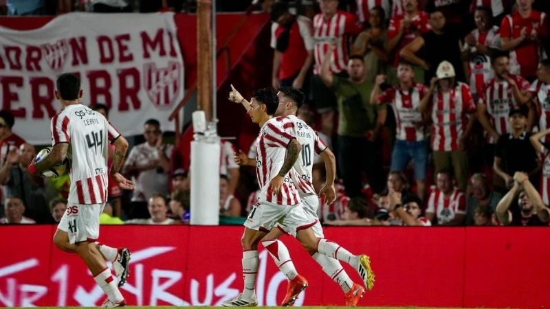 Instituto sacó un triunfazo ante Independiente
