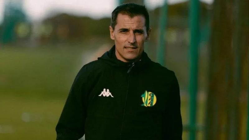 Aldosivi también echó a su DT, Guillermo Farré