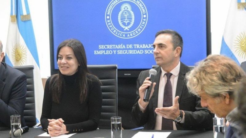 El Gobierno desguaza la Secretaría de Trabajo: cierra delegaciones en todo el país