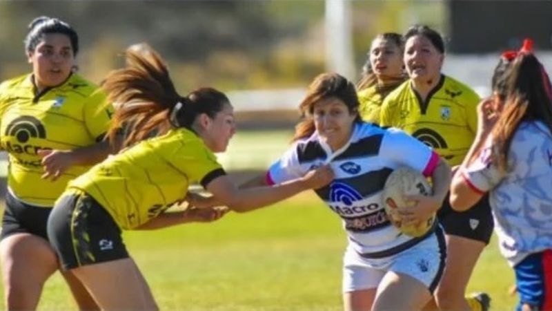 Homenaje a Barletta con el Femenino de la Andina