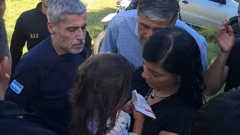 Apareció Esmeralda, la nena que buscaban en Cosquín