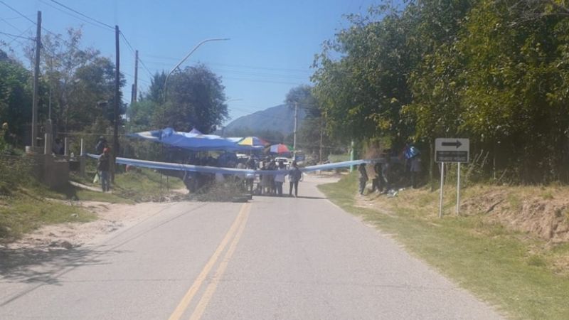 Por reclamo docente, está cortado el acceso a Belén