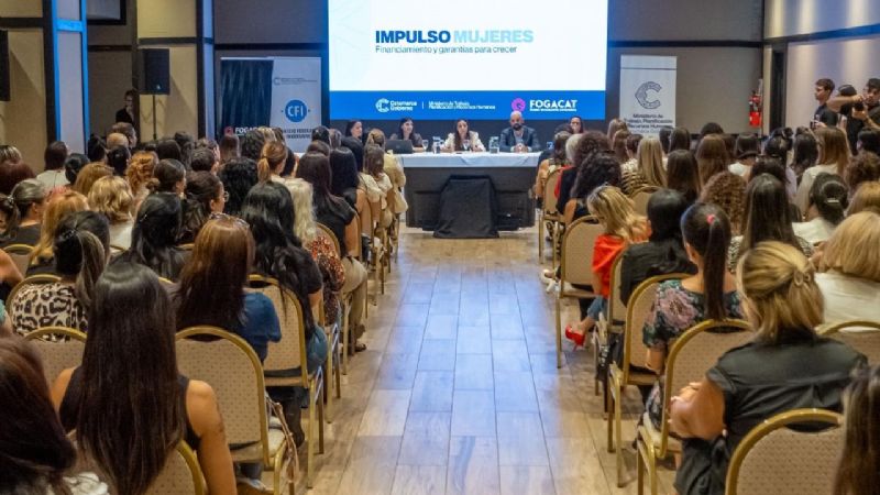 FOGACAT y CFI trabajan para ampliar el acceso de las mujeres al financiamiento con garantías