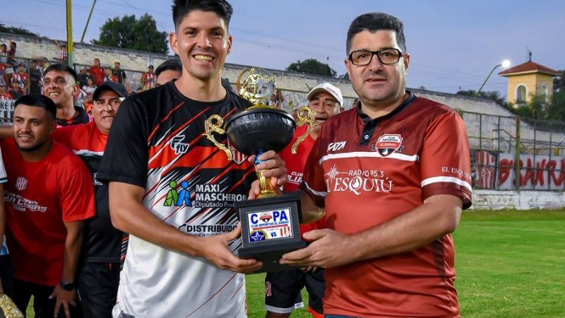 Villa Cubas ganó la Copa “Club Deportivo El Esquiú”