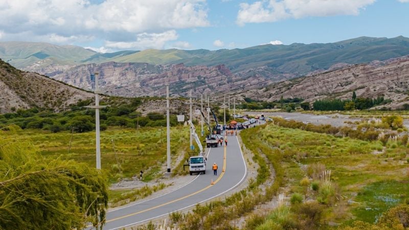 Se contrató la continuidad de la obra de línea eléctrica 33 kV hasta Antofagasta