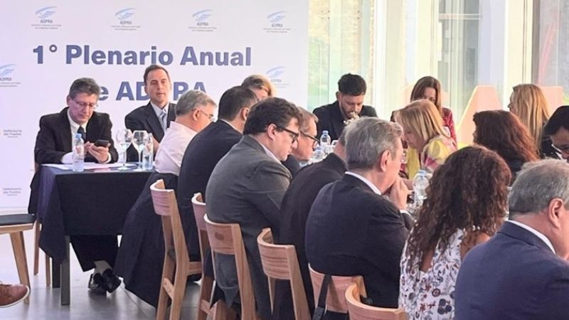Defensores del Pueblo del País debaten en Catamarca