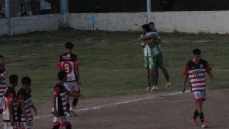San Martin goleó y jugará una "final" con Saujil