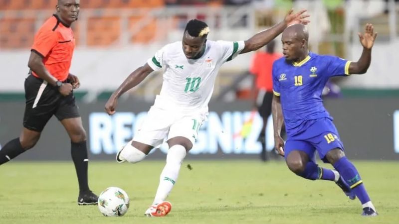 Zambia mete más “picante”; Cristiano es “mejor que Messi”