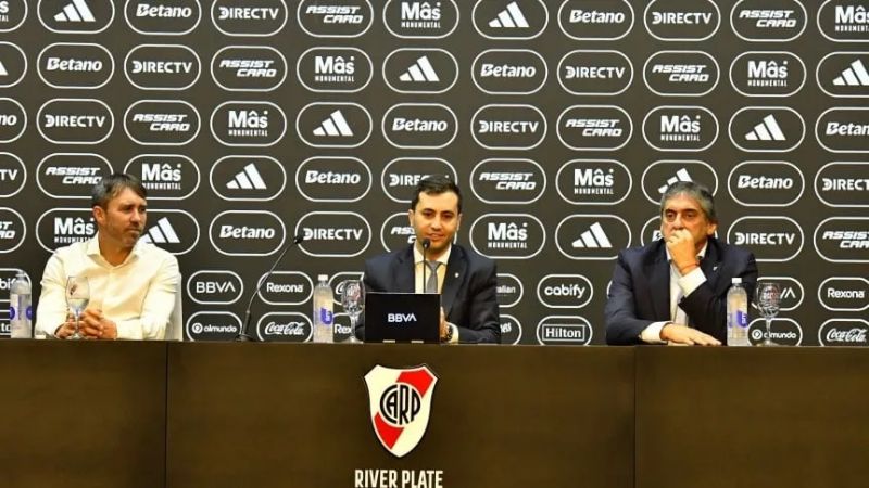 Eduardo Coudet: "Hay que ganar campeonatos"