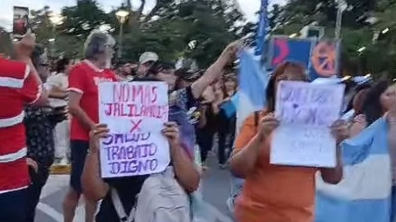 Rebelión docente pone el jaque a los gremios y preocupa al Gobierno