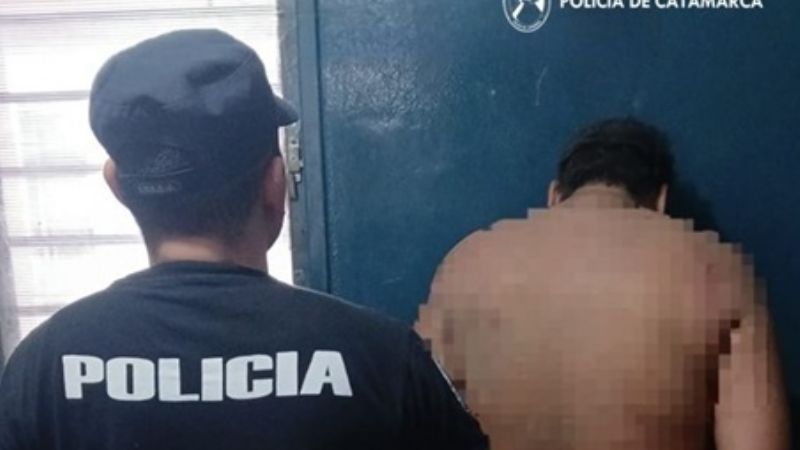 Ingreso a una vivienda y amenazó a los ocupantes con un cuchillo