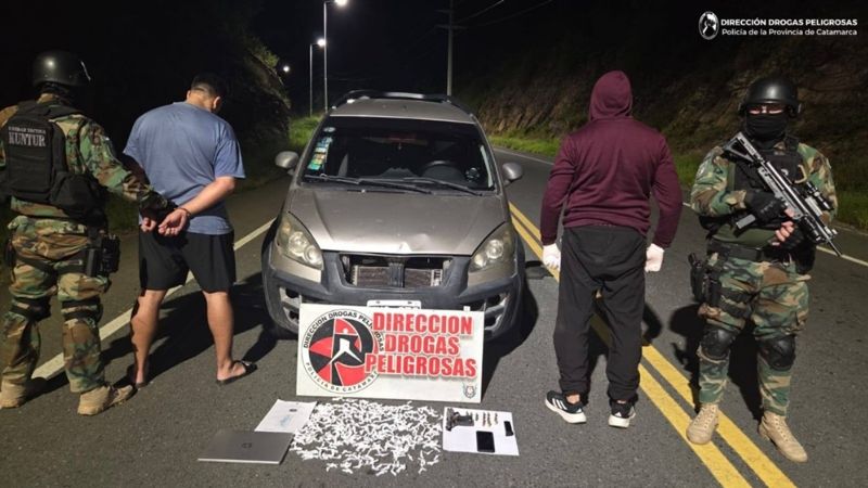 Efectivo de la Policía Federal es detenido con más de 330 dosis de cocaína