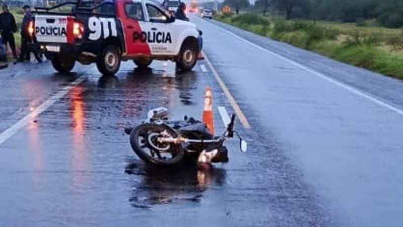 Tres motociclistas resultan heridos en un choque múltiple