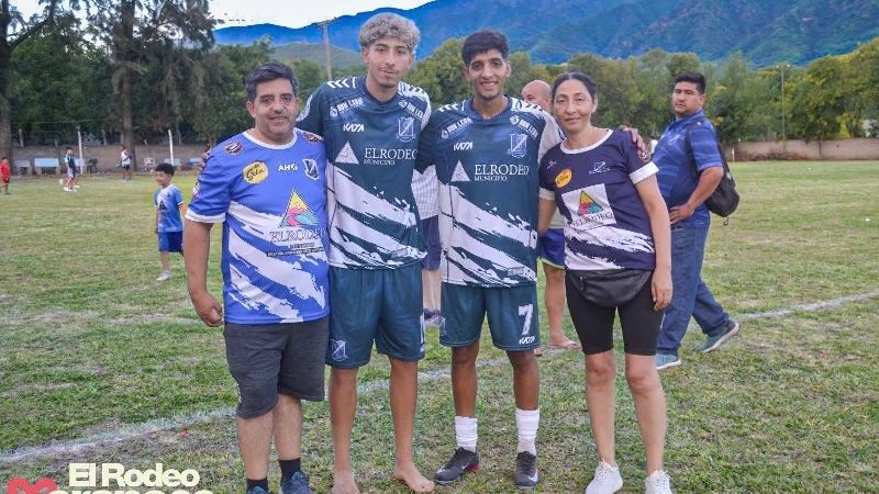Felipe Castro y sus goles, de El Rodeo a Santiago