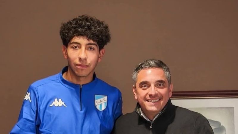 Felipe Castro y sus goles, de El Rodeo a Santiago