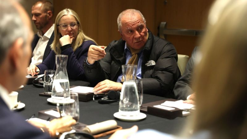 El vicegobernador Dusso reafirmó la política minera de empleo local y proveedores provinciales