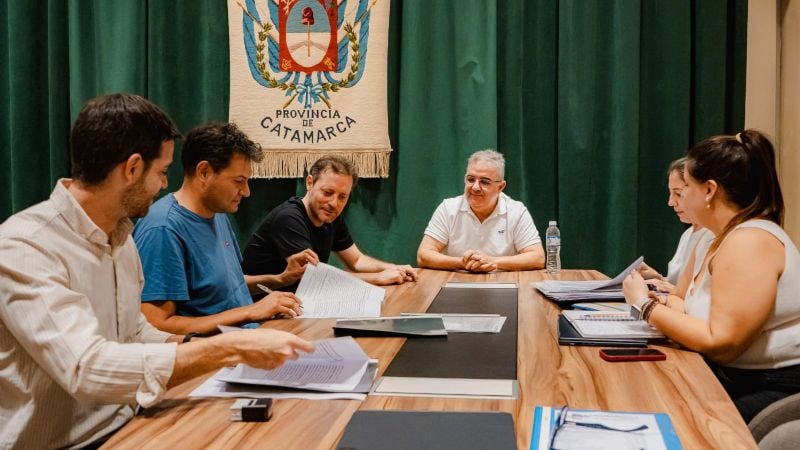 Gobierno y municipio de Andalgalá acordaron tareas en materia de seguridad