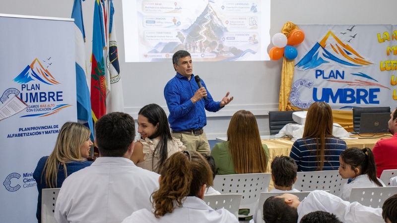 Lanzaron el Plan Cumbre: “Llegamos más alto con educación”