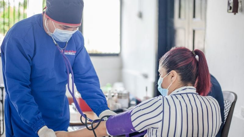 Convocan a residencias médicas en hospitales públicos de Catamarca