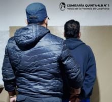Un hombre provocó disturbios en la calle