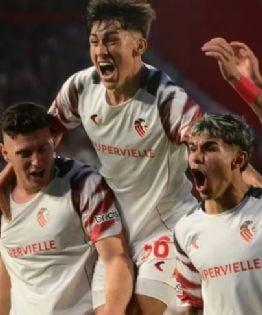 Estudiantes venció a Unión y lidera la Zona A