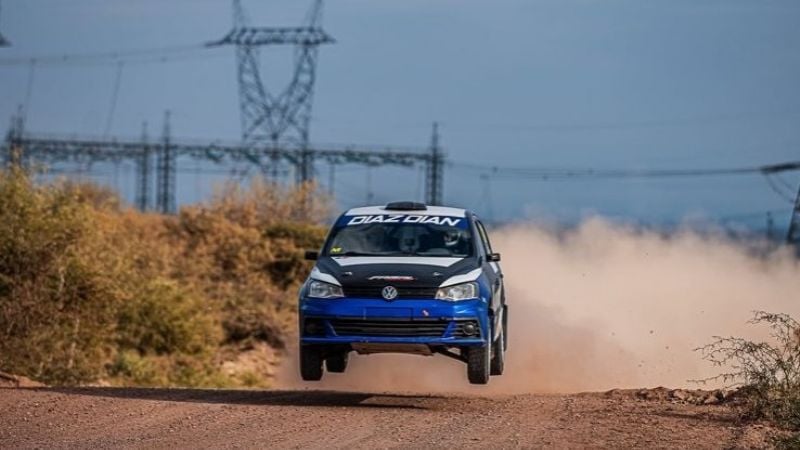 Rally de Valle Viejo al rojo vivo: Díaz Dian manda tras una primera etapa electrizante