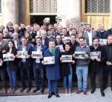 Intendentes marchan por combustibles y fondos millonarios en disputa