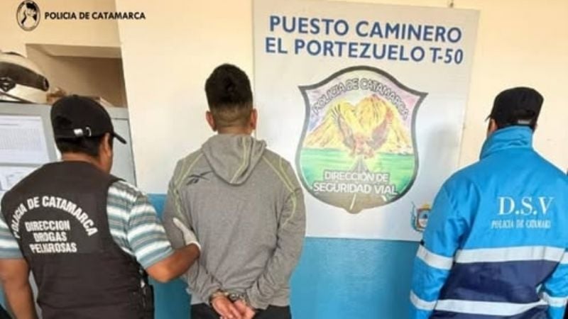 Detienen a un sujeto y secuestran más de 2 kilos de droga en un micro