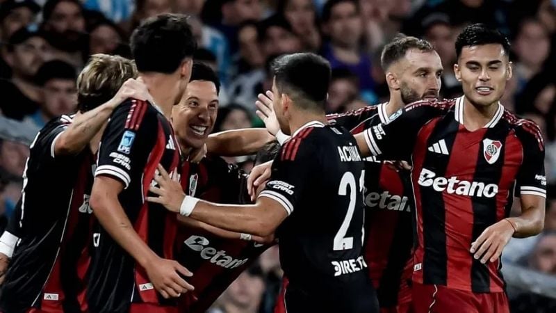 River aprovechó los errores de Racing: 2 a 0