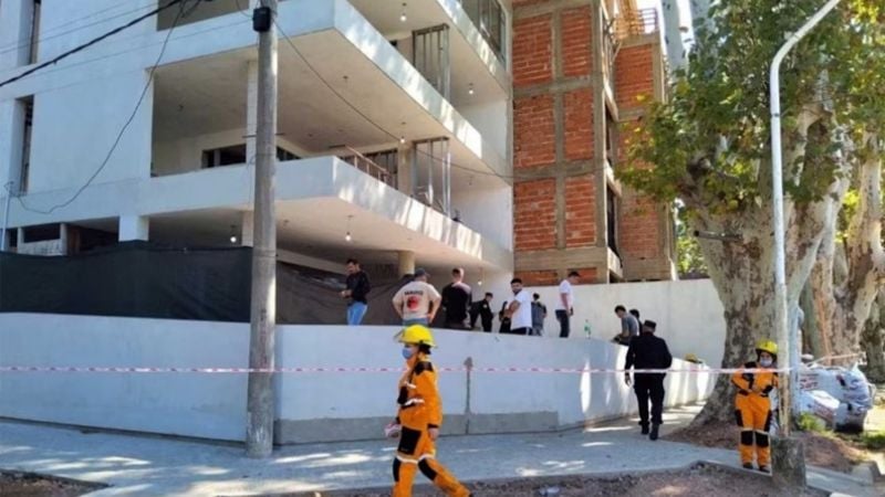 Descubrieron el cuerpo de un hombre dentro de la pared de una obra en construcción