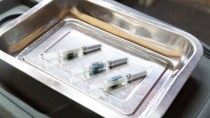 Esperan nueva partida de vacuna antigripal para mayores de 65 años