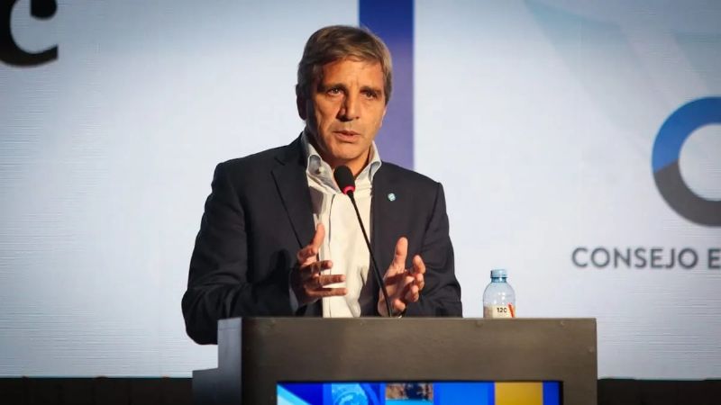 Caputo negocia a contrarreloj en EE.UU. para evitar un nuevo sacudón económico