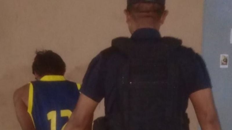 A la comisaría por insultar y amenazar de muerte a una mujer