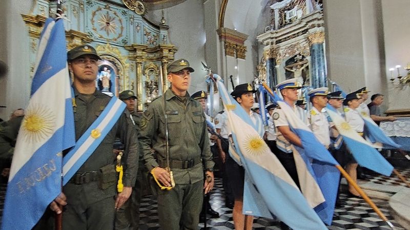 Las Fuerzas de Seguridad honraron a la Virgen del Valle