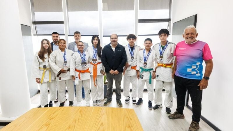 Saadi recibió a los medallistas del Nacional de Judo