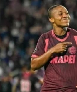 Lanús se recuperó veciendo al Always Ready