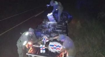 Gendarmería incautó más de 900 kilos de droga tras interceptar una camioneta