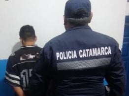 Un hombre fue aprehendido tras ser sorprendido en un domicilio