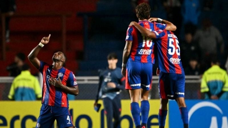 San Lorenzo venció al Cuenca y lidera su grupo