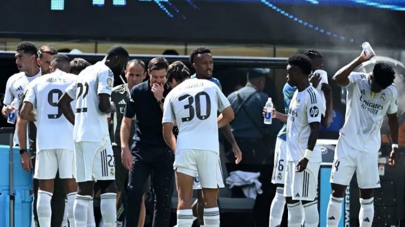 Pausa para hidratarse; un “curro” que llegó para quedarse