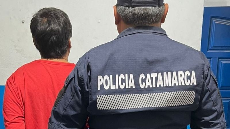 Un hombre fue aprehendido tras amenazar con un machete a otro vecino