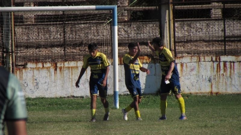Social Rojas por goleada; San Martín por la minima