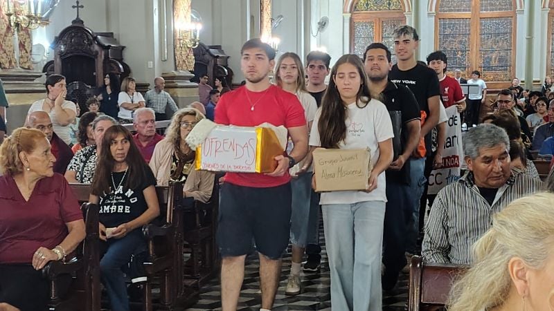 “Aspiren a cosas grandes, a la santidad, allí donde estén”