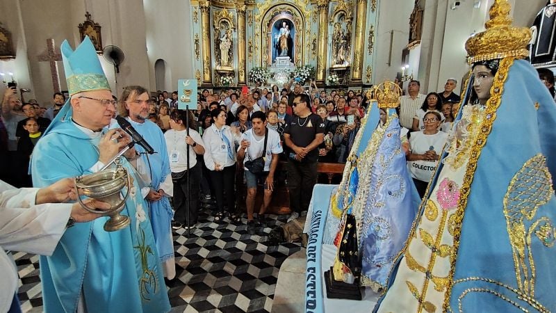 Cientos de fieles devotos y peregrinos participaron de la Misa Solemne