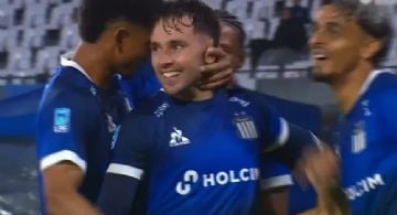 Talleres derrotó a Riestra y se ilusiona con los playoffs