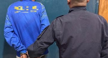 Lo detuvieron con vajilla de dudosa procedencia