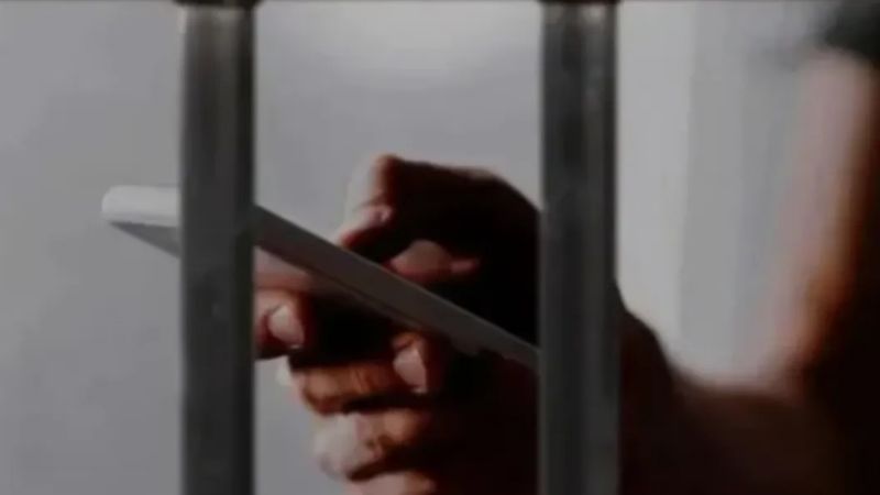 Autorizan instalación de dispositivos de detección y bloqueo de celulares en cárceles federales