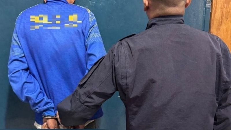 Lo detuvieron con vajilla de dudosa procedencia