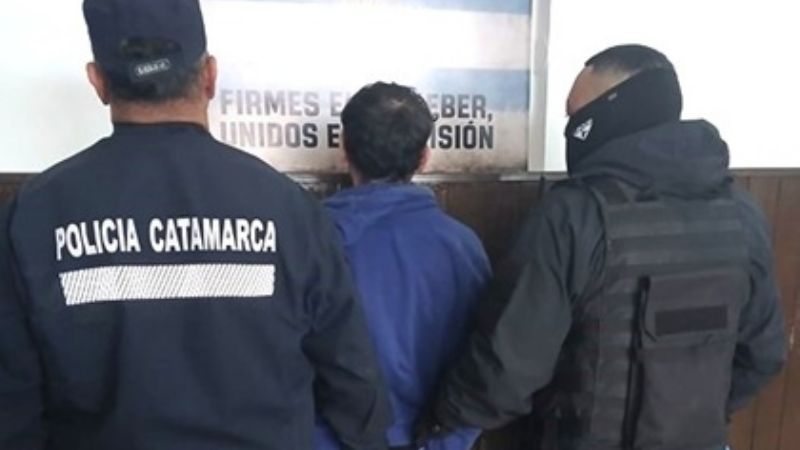 Aprehenden a un ladrón con prendas de vestir robadas