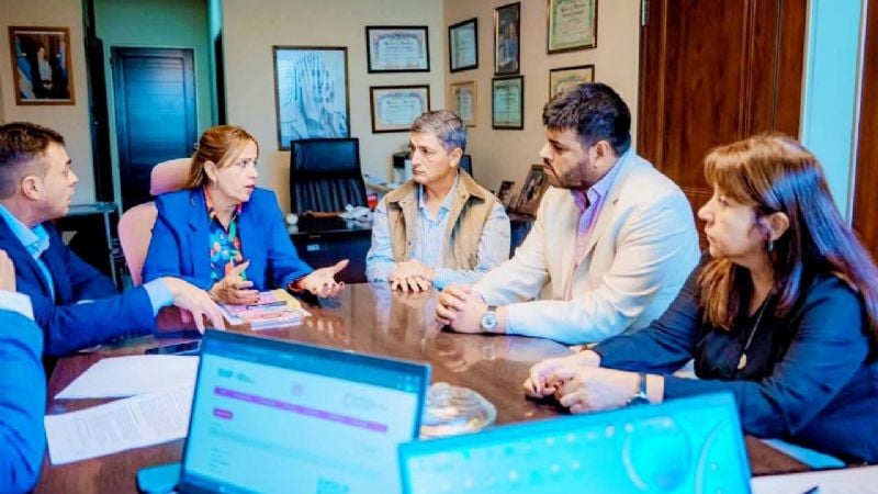 Impulsan modernización de la normativa sobre agroquímicos en Los Altos